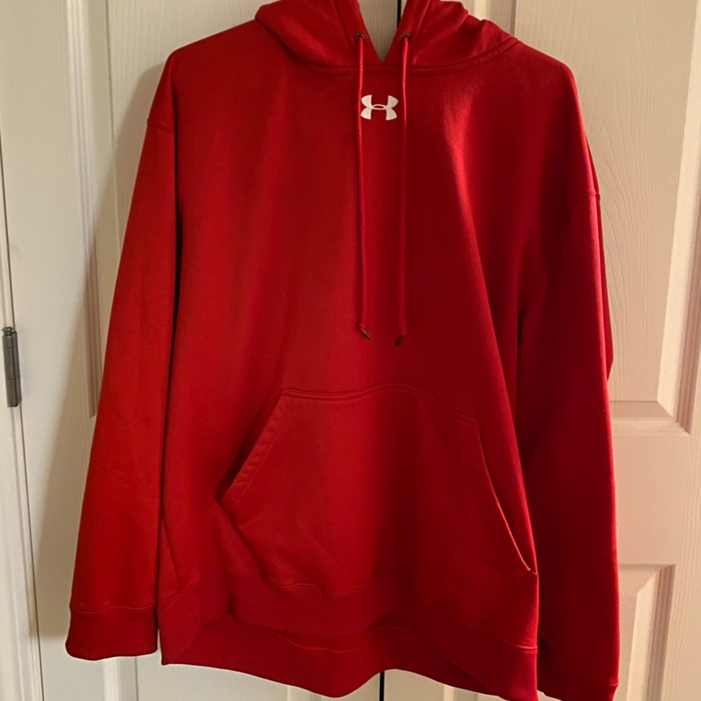 Under Armour sweatshirt
